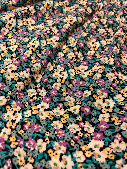 Short Rose maternité Large (Short fleurie turquoise et lilas)